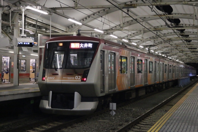 座席指定サービス「Qシート」車両が連結される東急大井町線6000系電車