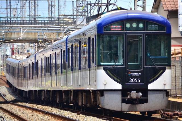 新たに「プレミアムカー」が連結される京阪3000系電車