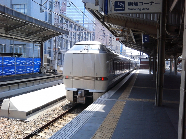 「らくラクはりま」「こうのとり」に使用されるJR西日本289系特急電車
