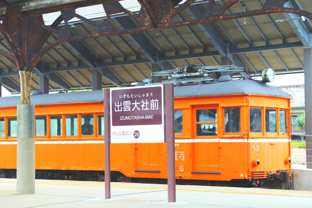 2009年に運用を引退し出雲大社前駅に展示されている一畑電車デハニ50形