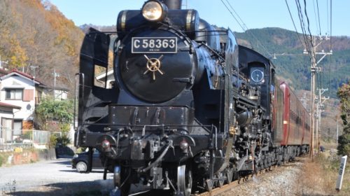 蒸気機関車C58形による秩父鉄道「SLパレオエクスプレス」