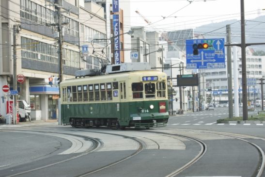 大晦日深夜運行の「初詣電車」やめます 長崎電気軌道