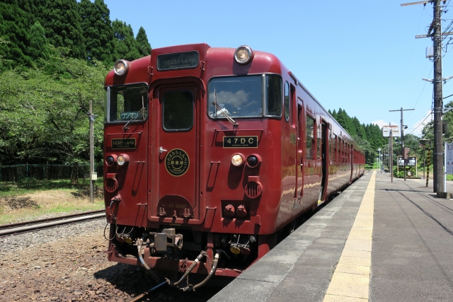 肥薩線のD&S列車「いさぶろう・しんぺい」キハ40系気動車