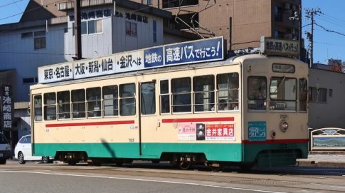 富山地方鉄道軌道線の7000形電車