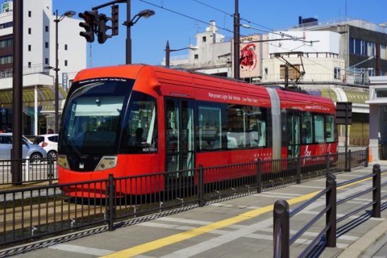 万葉線「金曜シンデレラ便」2月19日から再開 金曜のみ運行の高岡駅0時発深夜便