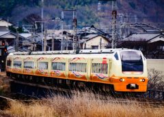 特急「いなほ」に使用されるJR東日本E653系電車(写真AC/まさきM)