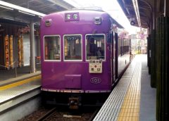 嵐電嵐山本線の京福電気鉄道モボ101形電車