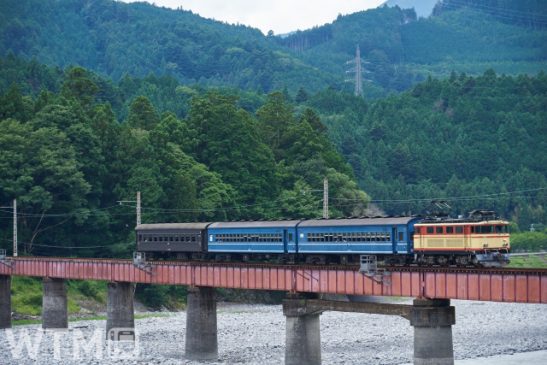 大井川鐵道はSLだけじゃない 電気機関車+旧型客車「ELかわね路号」は換気もバッチリ