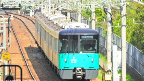 神戸市営地下鉄西神・山手線6000形電車(KOBE の 写真家/写真AC)