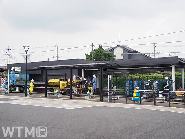 川越線笠幡駅に建設中の臨時改札口(Katsumi/TOKYO STUDIO)