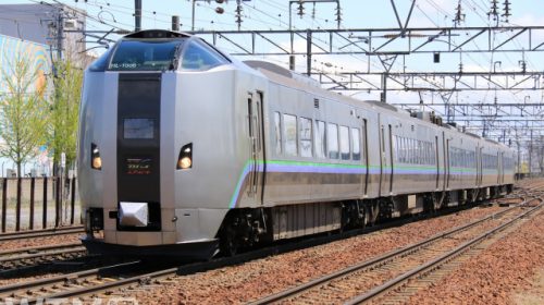 特急「カムイ」で運行しているJR北海道789系1000番台電車(E259/写真AC)