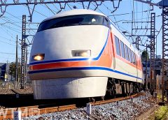 特急「スペーシア」東武100系電車(fujikiseki1606/写真AC)