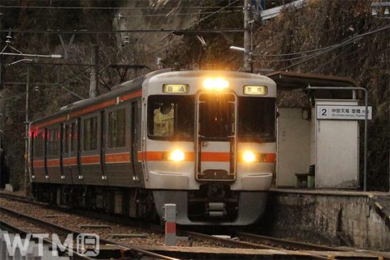 中央線・飯田線 大雨被災区間が23日一部運転再開 岡谷〜伊那新町間などで代行バス開始