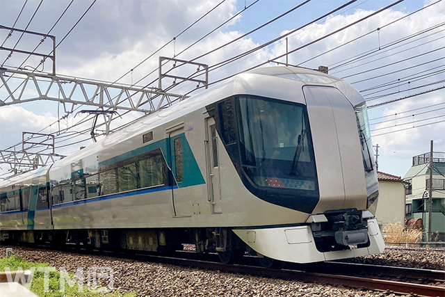 特急「リバティ」東武500系電車(fujikiseki1606/写真AC)