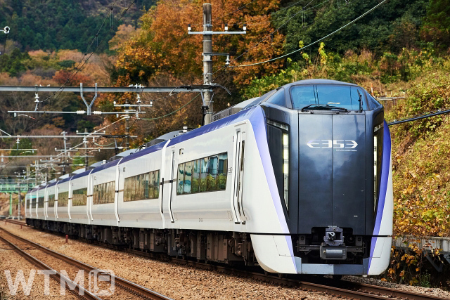 特急「あずさ」「かいじ」などで運行しているJR東日本E353系電車(ちゃんこちゃんこ/写真AC)