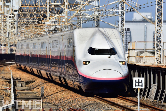 上越新幹線で運行しているオール2階建て新幹線E4系Max編成(H.Motti/写真AC)
