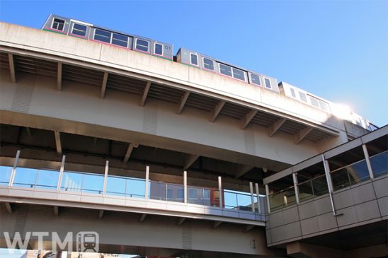 地震で脱線 日暮里・舎人ライナー全線運転見合わせ 乗客3人けが 運転再開見込み立たず
