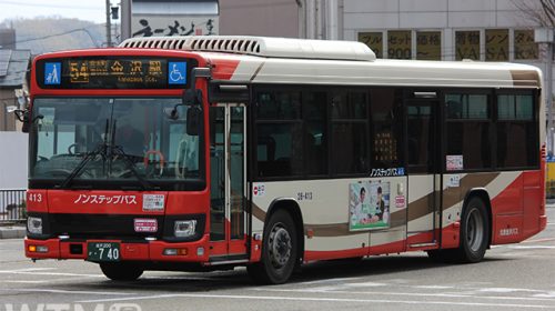 北鉄金沢バスの路線バス車両(SONIC BLOOMING/Wikipedia, CC 表示-継承 4.0)