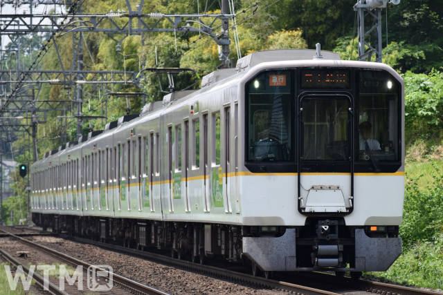近鉄5820系電車(ふじやん⭐︎/写真AC)
