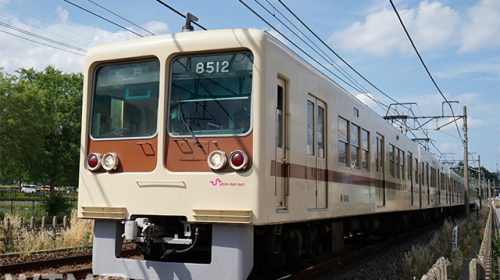 2021年11月1日をもって引退した新京成8000形電車(ツァ/写真AC)