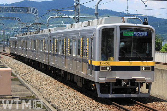 ワンマン運転に対応した東武20430型電車(Rsa/Wikipedia, CC 表示-継承 3.0)