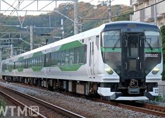 JR東日本E257系5000番台電車(Sakurayama 7 /Wikipedia, CC 表示-継承 4.0)