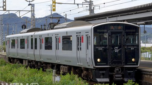 長崎本線などで運行しているJR九州817系電車(TECHD/写真AC)