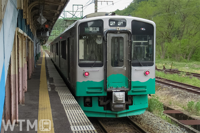 妙高はねうまラインで運行しているえちごトキめき鉄道ET127系電車(nozomi500/写真AC)