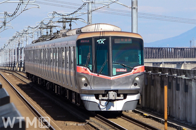 つくばエクスプレス線を運行している首都圏新都市鉄道TX-2000系電車(arromata/写真AC)