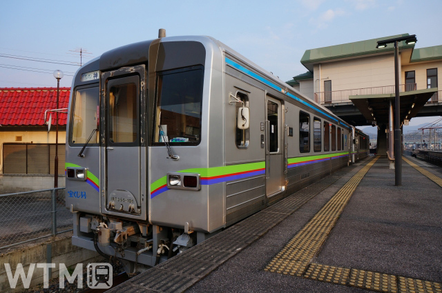 井原鉄道IRT355形気動車(忍者くん/写真AC)