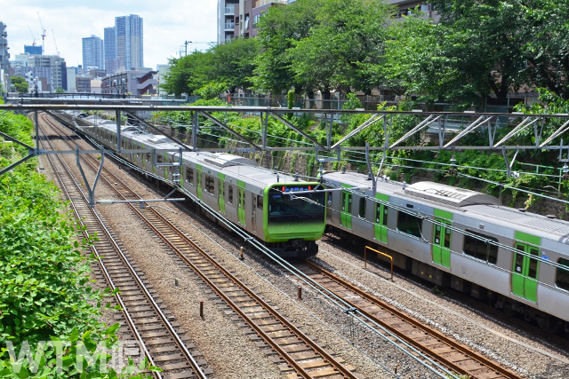 山手線で運行しているJR東日本E235系電車(よっとこ/写真AC)