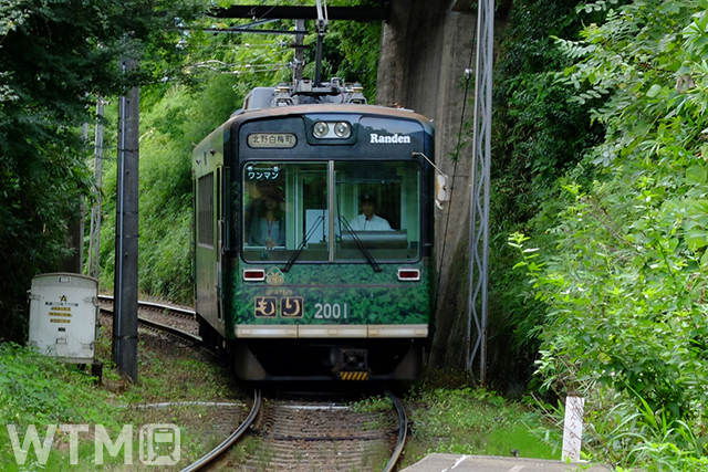 嵐電で運行している京福電気鉄道2001形電車(Pop-san/写真AC)