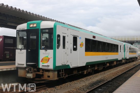 陸羽西線 14日から全列車運休 約2年は代行バス 道路トンネル工事期間中 所要時間に注意