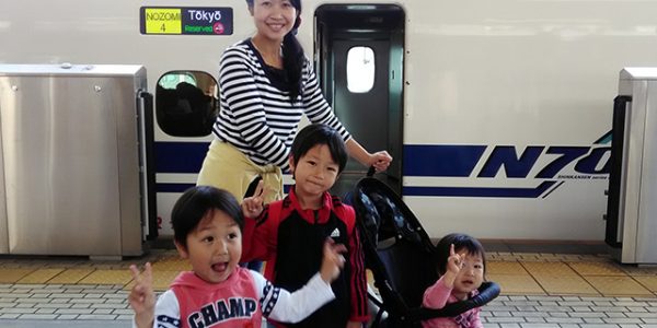 夏休みの「のぞみ」はパウ・パトロールと一緒 東海道新幹線「お子さま連れ専用車両」