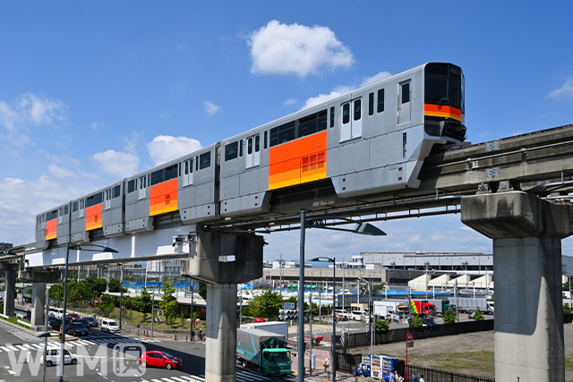 多摩都市モノレール1000系電車(写真魚/写真AC)