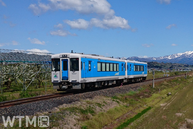 左沢線で運行しているJR東日本キハ101形気動車(oisawa/写真AC)