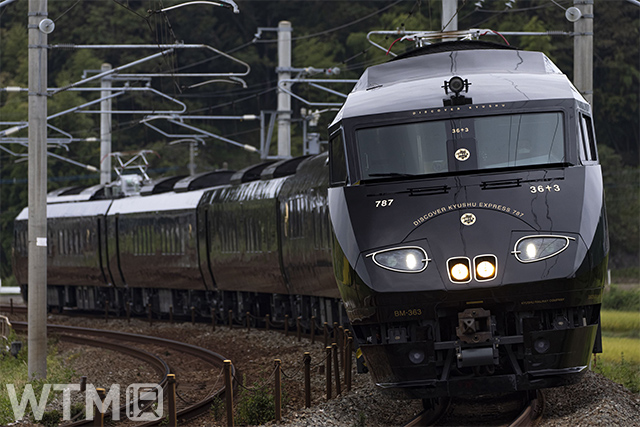 特急「36ぷらす3」で運行しているJR九州787系電車(画像提供: JR九州)