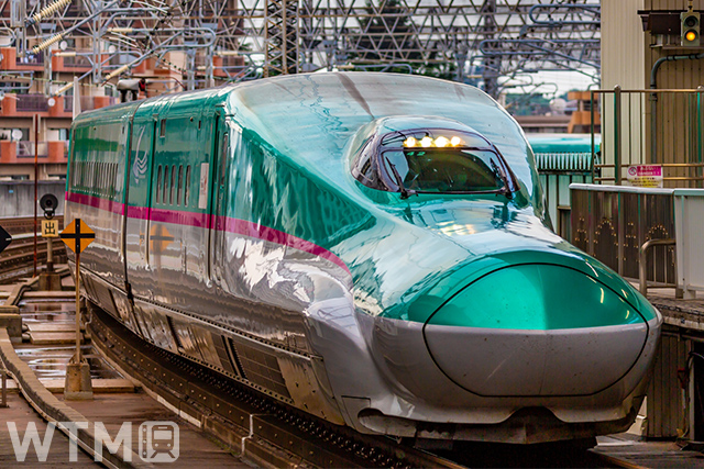 東北新幹線で運行しているJR東日本E5系(時の記録者/写真AC)