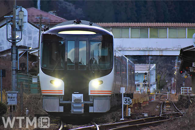 2023年3月18日(土)ダイヤ改正以降はすべての特急「ひだ」定期列車に使用されるJR東海HC85系ハイブリッド気動車(YKT2000/写真AC)