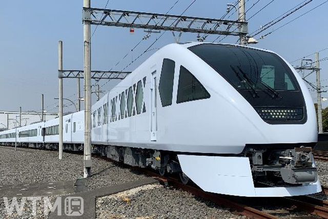 2023年7月15日(土)から運行を開始する特急「スペーシア X」東武N100系電車(画像提供:東武鉄道)