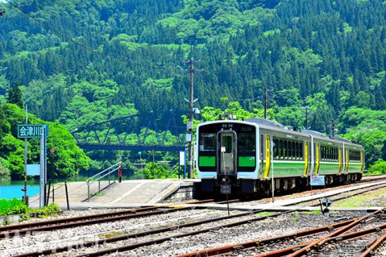 復旧後初の夏休み 只見線で臨時列車を毎週末運転 「フルーティアふくしま」は最後の夏