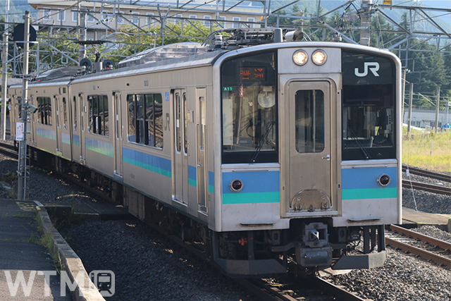 長野エリア各線で普通列車として運行しているJR東日本E127系電車(KUZUHA/写真AC)