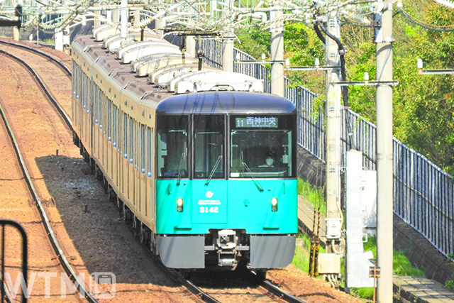 神戸市営地下鉄西神・山手線、北神線で運行している神戸市交通局6000形電車(KOBE の 写真家/写真AC)