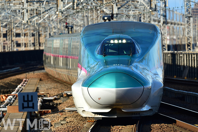 東北・北海道新幹線で運行しているJR東日本E5系(Harusz/写真AC)