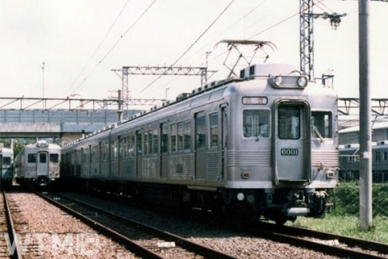 銀一色「ステンレス無塗装」再び! 南海6000系 懐かしい登場時のデザイン 撮影会も開催