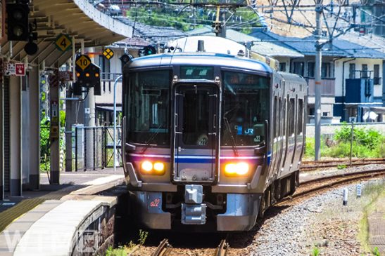 ピンク&グリーンに 在来線福井区間の車両デザイン 「ハピラインふくい」に16編成譲渡