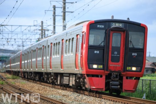 福岡近郊の混雑緩和へ「813系」をロングシート化 定員90名増 “座席撤去”から方針転換