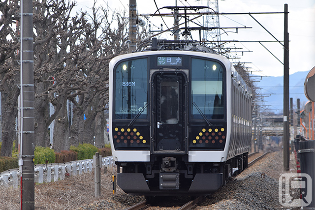 日光線などで運行しているJR東日本E131系電車(Katsumi Yokoyama)