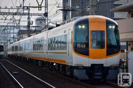 天理線始発の大阪難波行特急が朝に新登場 近鉄ダイヤ変更で五位堂に一部特急が停車 奈良方面で増発も