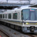大和路線・大阪環状線などで運行しているJR西日本221系電車(JR西日本提供)
